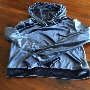 Women’s Identity crop hoodie Sz M